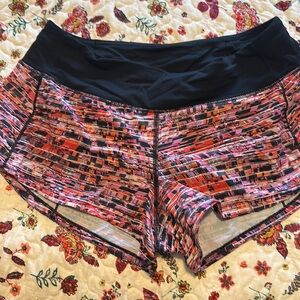 Size 4, 2.5 inch, speed up short limited color edition